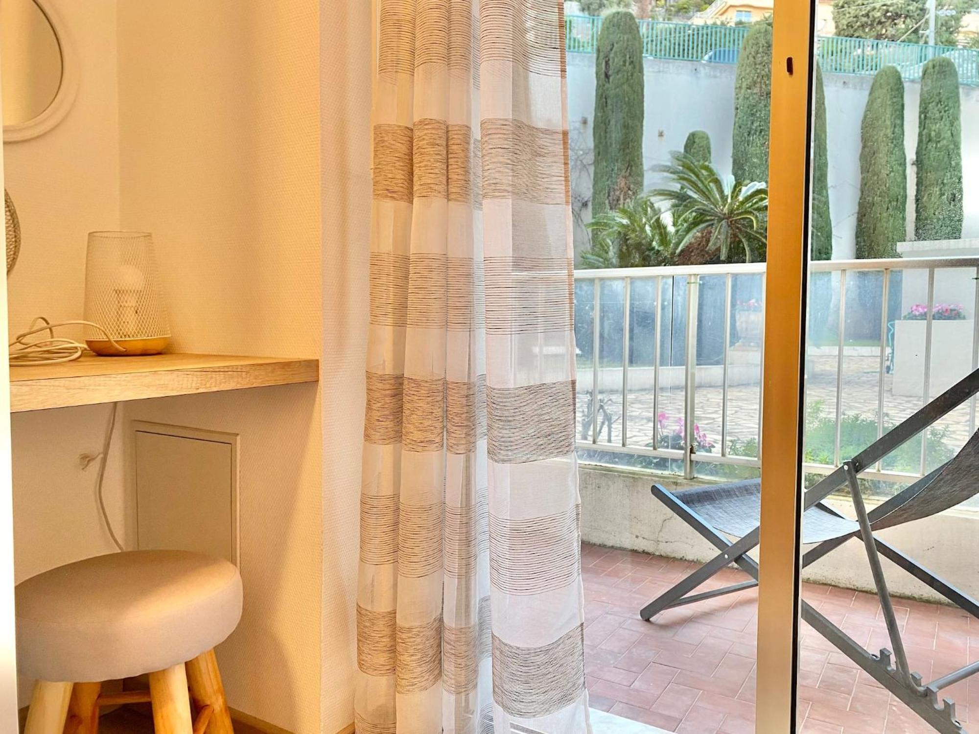 "Le Reve Eveille", Vue Mer, Garage ม็องตง ภายนอก รูปภาพ